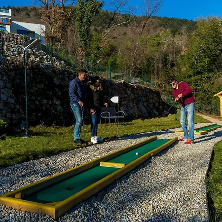 Altavista - Seaview & Relax With Heated Pool & Minigolf Vila *