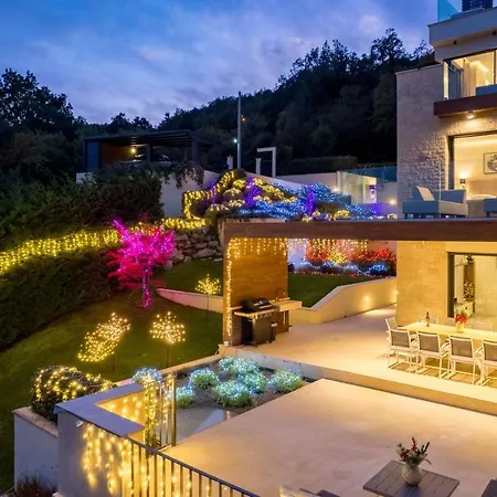 Vila Altavista - Seaview & Relax With Heated Pool & Minigolf *