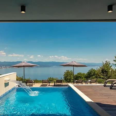 Vila Altavista - Seaview & Relax With Heated Pool & Minigolf