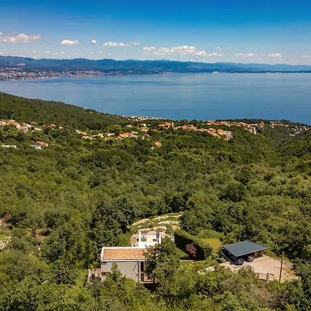 Villa Altavista - Seaview & Relax With Heated Pool & Minigolf