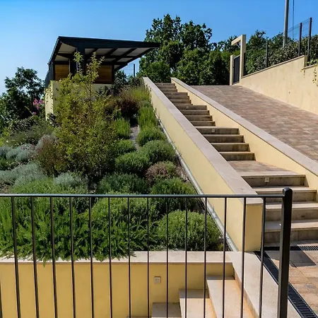Vila Altavista - Seaview & Relax With Heated Pool & Minigolf *